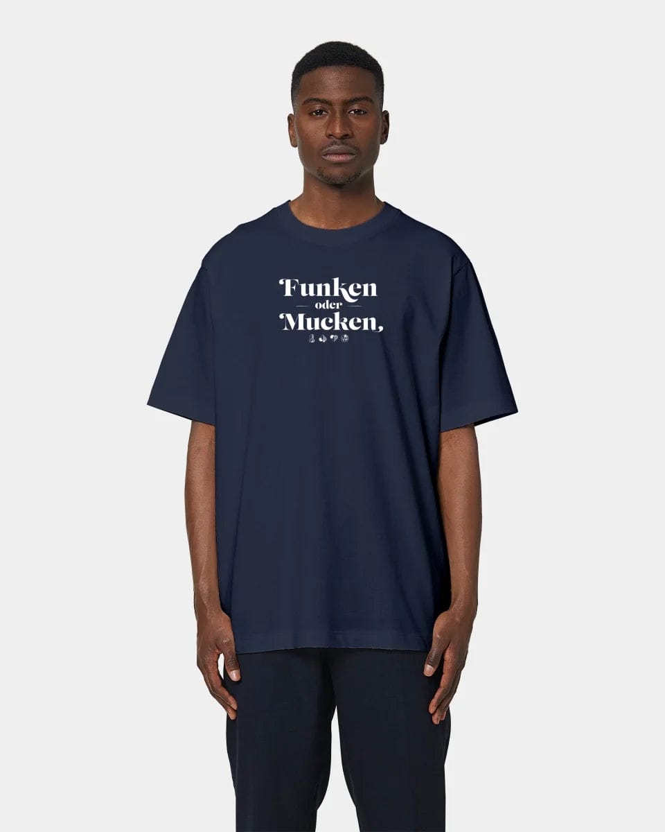 TeeInBlue Personalisiertes T-Shirt "Watten - Funken oder Mucken" Oversized / French Navy / XXS - aus nachhaltiger und fairer Produktion